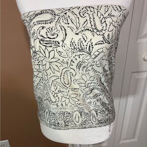 Aeropostale Black and White Floral Top